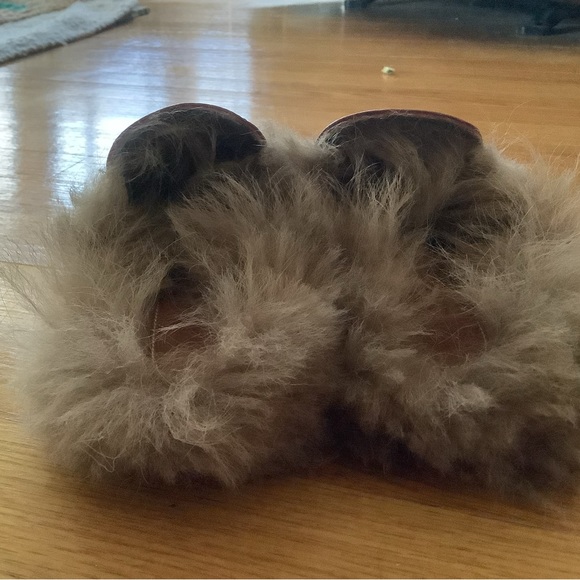 Gucci Princetown Fur Loafers - Picture 8 of 15